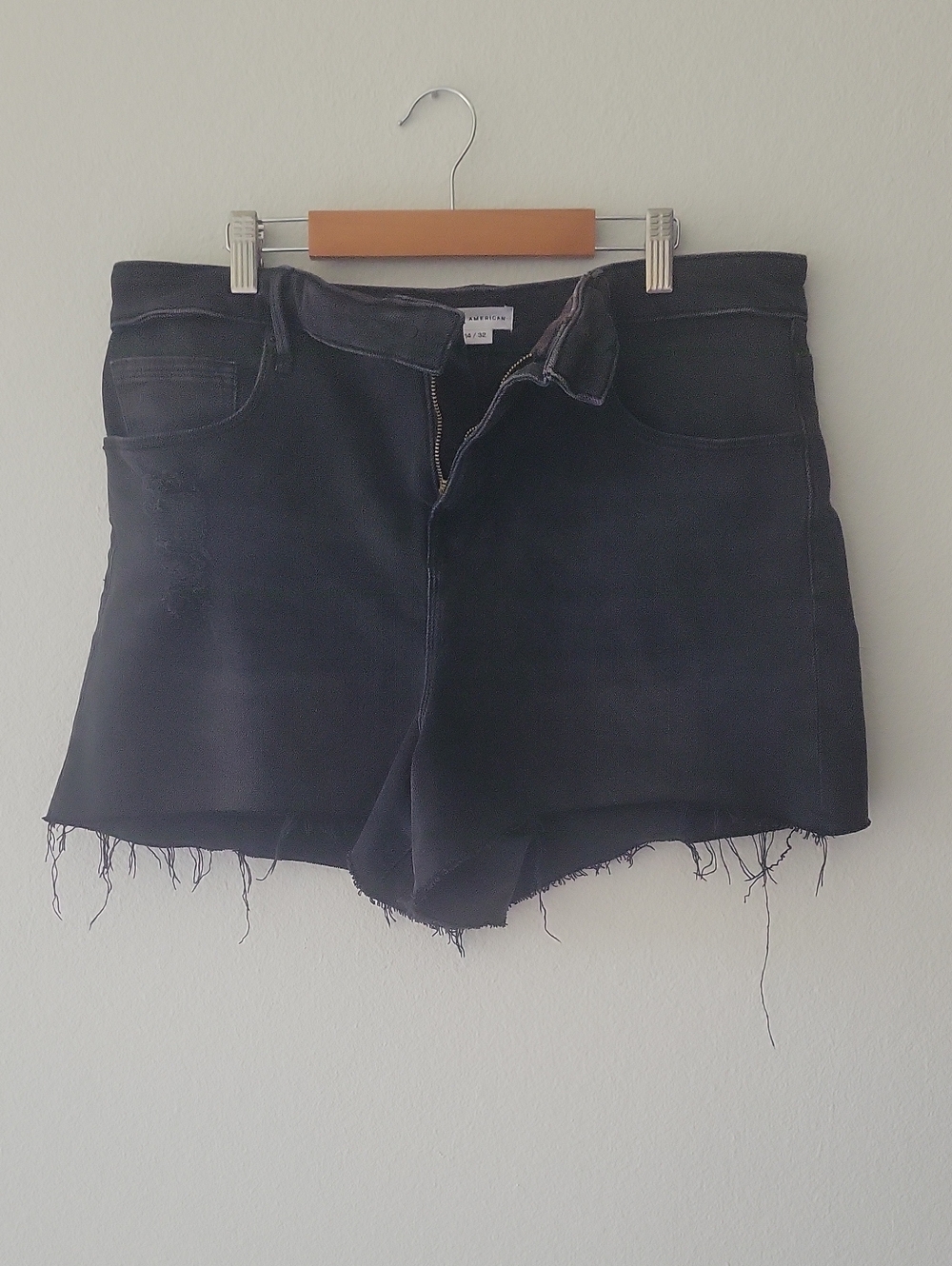 Good American Denim Shorts Size 14/32